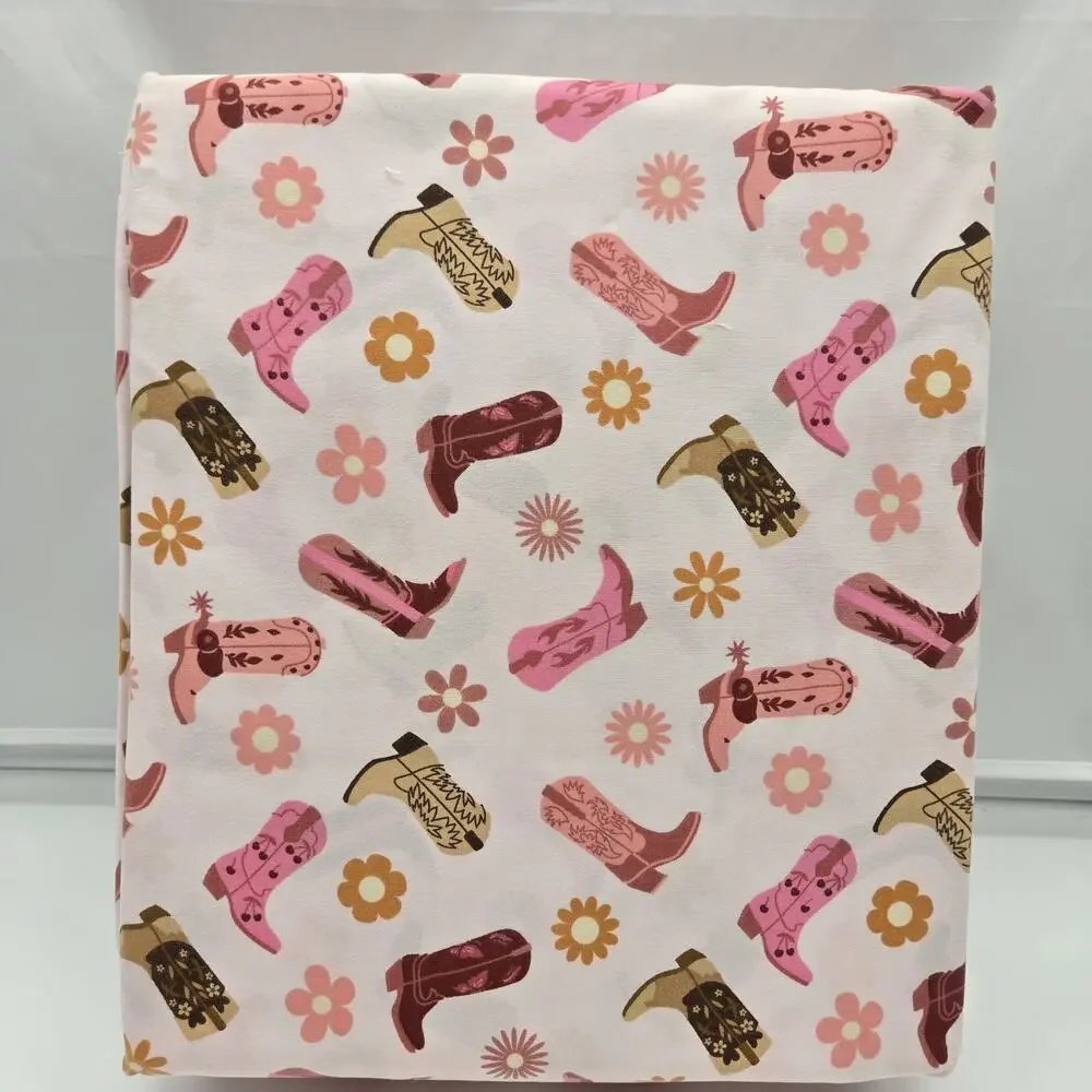 Pink Western Cowboy Boots & Flowers Artisan Weave QUEEN 4 Piece Bedding Set NEW